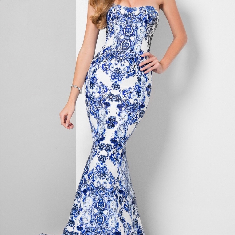 Terani long formal dress